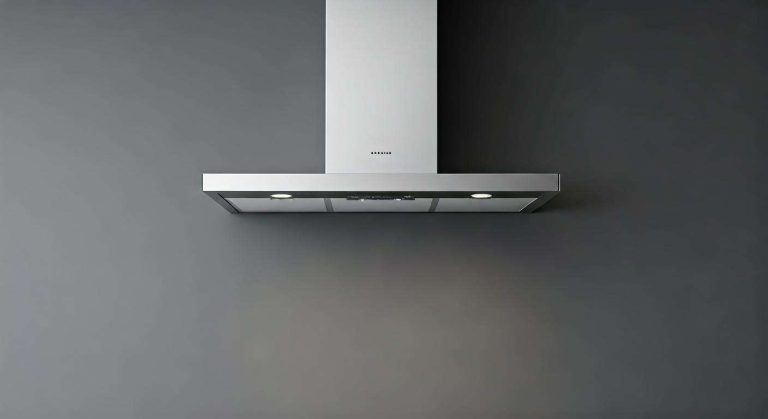 Nettoyer une hotte en inox sans trace : astuces simples et efficaces