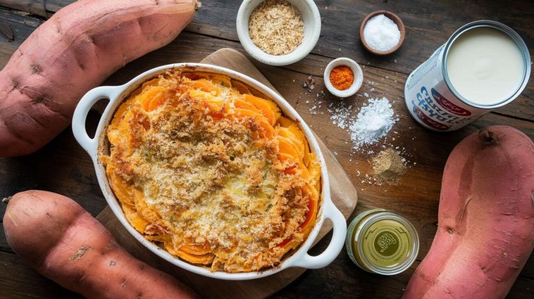 « J&rsquo;ai fait ce gratin de patates douces et lait de coco, c&rsquo;est une version originale et saine du gratin classique »